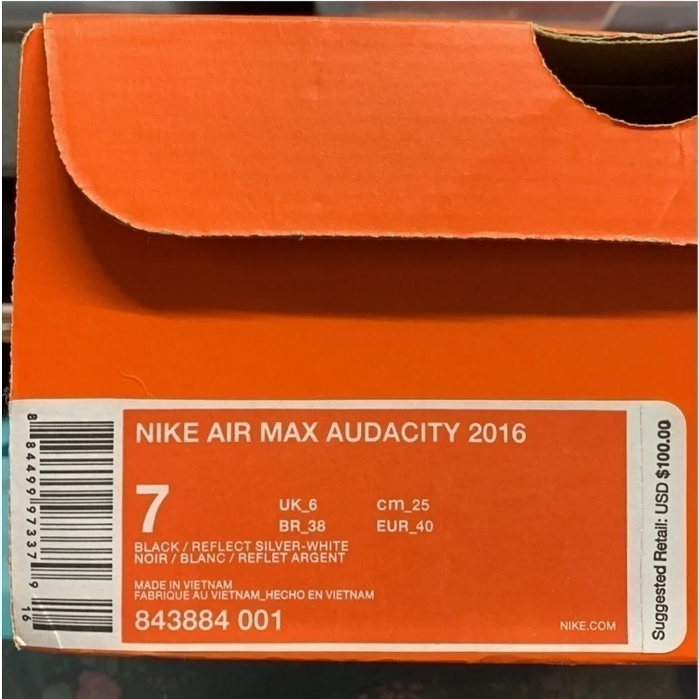 Nike Air Max Audacity Size 7-Men/8.5-Women